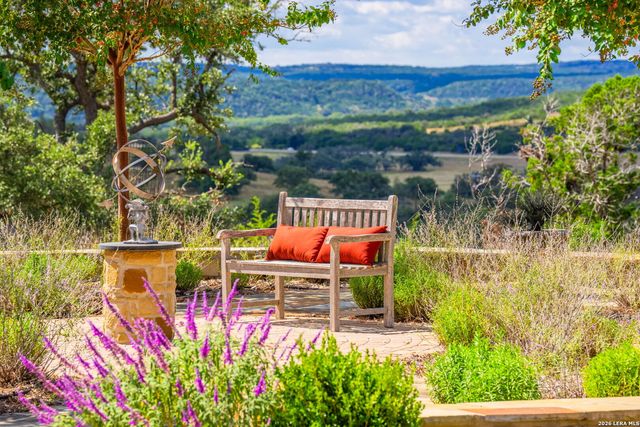 250 HIDDEN HILLS RANCH, Camp Verde, TX 78010