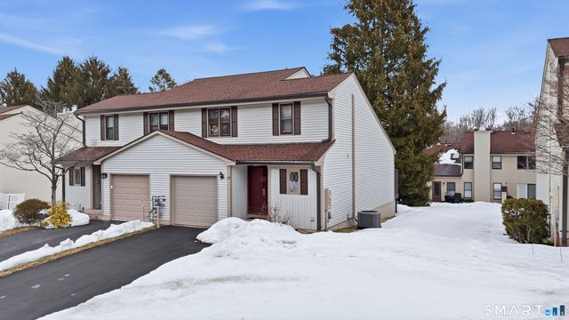 15 Potter Crossing 15, Wethersfield, CT 06109