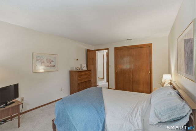 15 Potter Crossing 15, Wethersfield, CT 06109