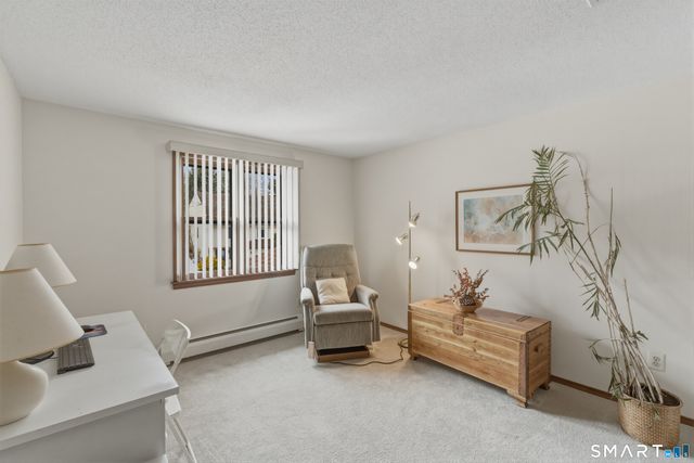 15 Potter Crossing 15, Wethersfield, CT 06109