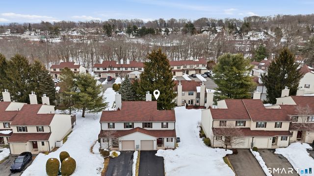 15 Potter Crossing 15, Wethersfield, CT 06109