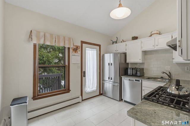 15 Potter Crossing 15, Wethersfield, CT 06109