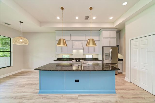 5819 TITLE ROW DRIVE, Bradenton, FL 34210