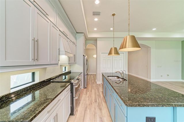 5819 TITLE ROW DRIVE, Bradenton, FL 34210