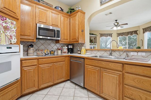 901 Dylan Court, Burleson, TX 76028