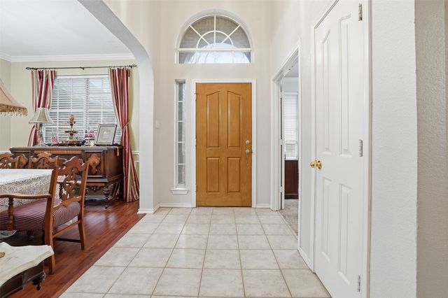 901 Dylan Court, Burleson, TX 76028