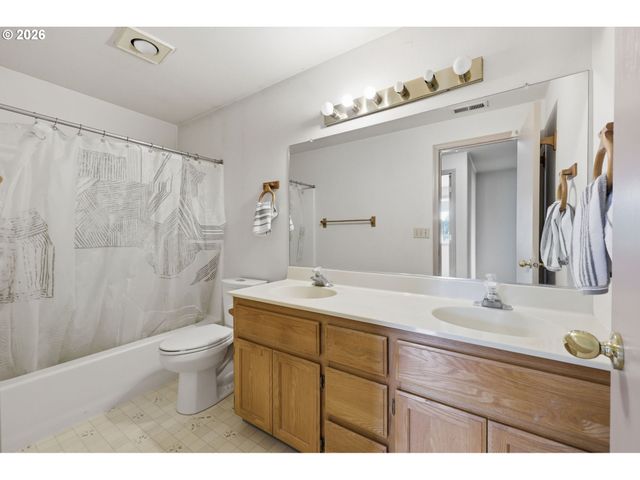 2600 Se 131ST Ave, Vancouver, WA 98683
