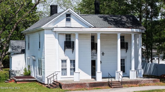 227 Blount Street, Winterville, NC 28590
