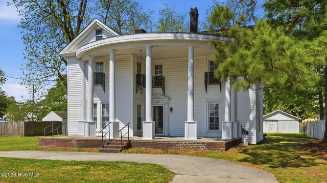 227 Blount Street, Winterville, NC 28590
