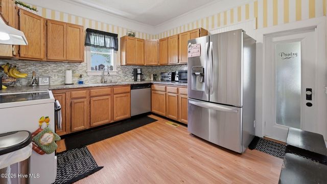 227 Blount Street, Winterville, NC 28590