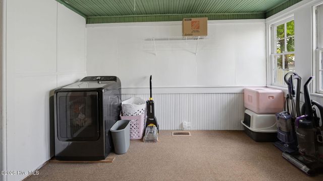227 Blount Street, Winterville, NC 28590
