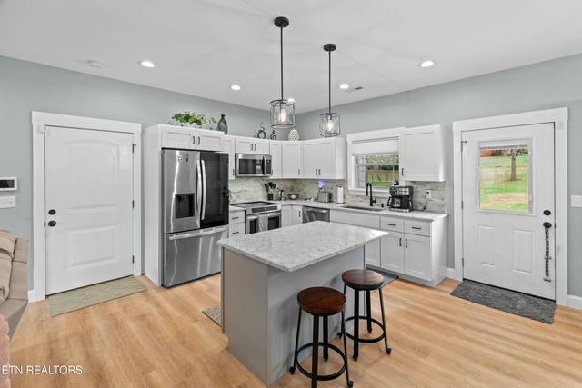 1887 Bluebird Circle, Morristown, TN 37814