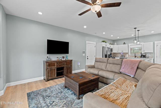 1887 Bluebird Circle, Morristown, TN 37814