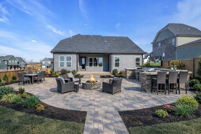 207 Phillips Bend, Spring Hill, TN 37174