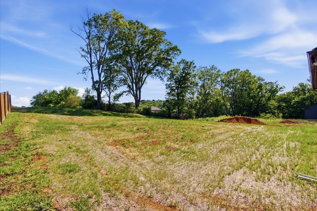 207 Phillips Bend, Spring Hill, TN 37174