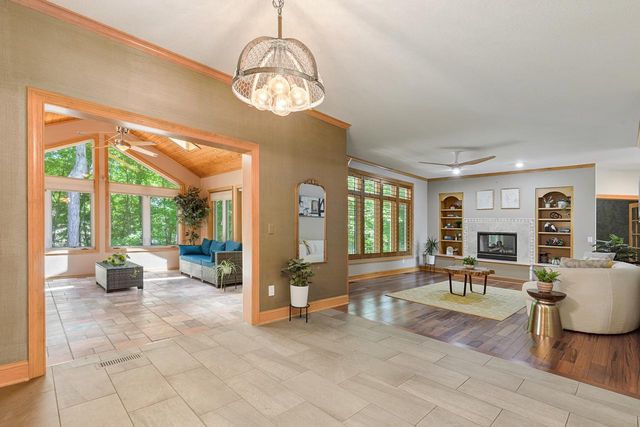 1228 Wildwood Way, Chaska, MN 55318