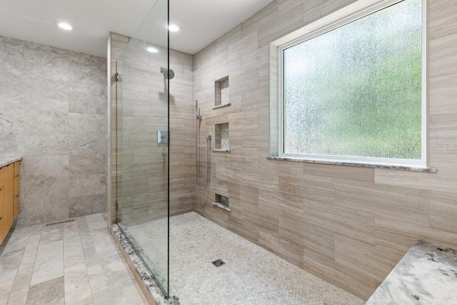 1228 Wildwood Way, Chaska, MN 55318