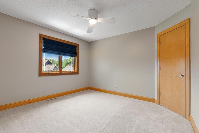 1228 Wildwood Way, Chaska, MN 55318