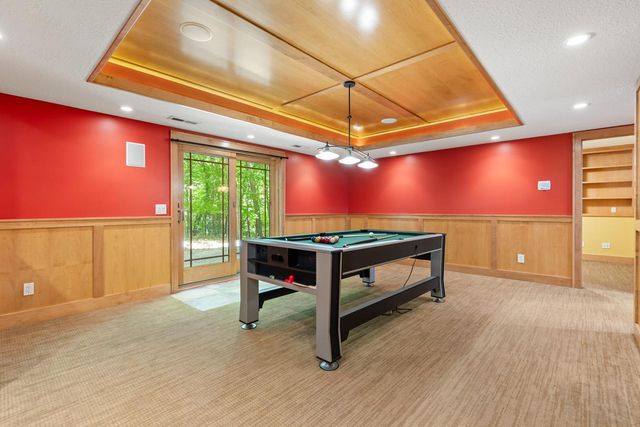 1228 Wildwood Way, Chaska, MN 55318
