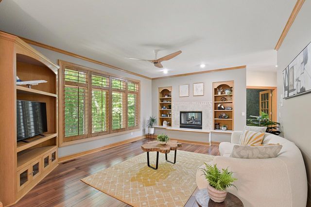 1228 Wildwood Way, Chaska, MN 55318
