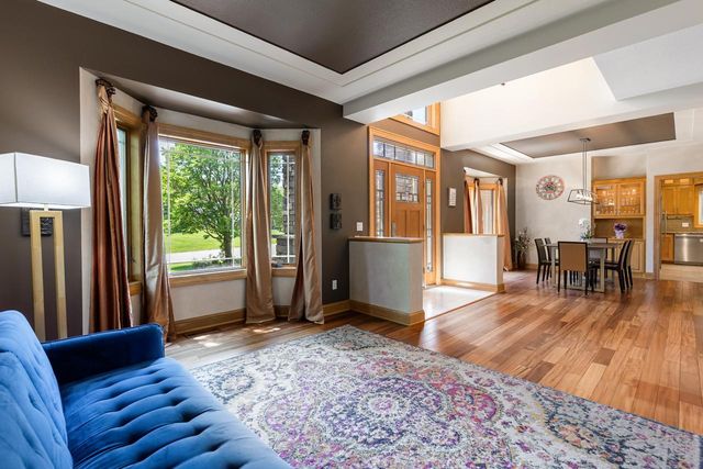 1228 Wildwood Way, Chaska, MN 55318