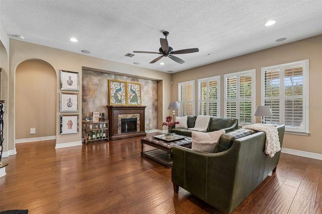 2601 MILFORD BERRY LANE, Tampa, FL 33618