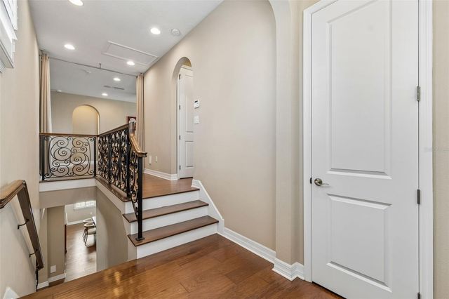 2601 MILFORD BERRY LANE, Tampa, FL 33618