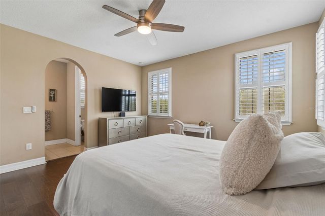 2601 MILFORD BERRY LANE, Tampa, FL 33618