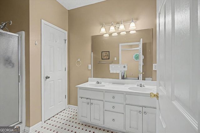 6431 Chestnut Hill Road, Flowery Branch, GA 30542