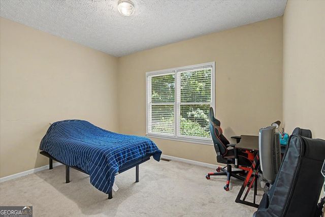 6431 Chestnut Hill Road, Flowery Branch, GA 30542