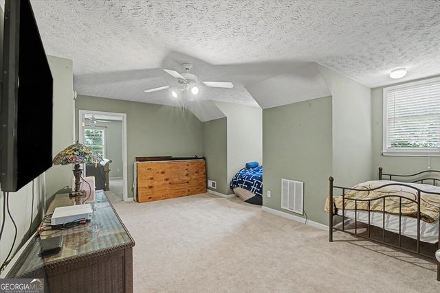 6431 Chestnut Hill Road, Flowery Branch, GA 30542