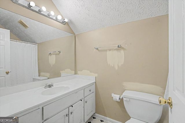 6431 Chestnut Hill Road, Flowery Branch, GA 30542