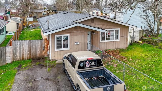 6214 S Prospect St., Tacoma, WA 98409
