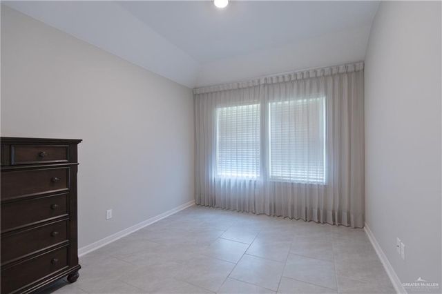 2071 N Retama Street, San Juan, TX 78589