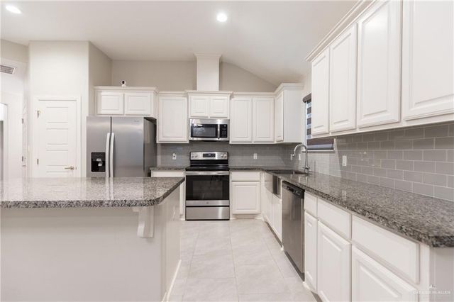 2071 N Retama Street, San Juan, TX 78589