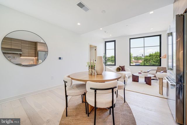 2905 NEWARK ST NW, Washington, DC 20008