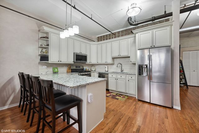 6 S Laflin Street 807S, Chicago, IL 60607