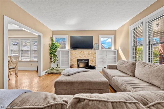 2302 Liberty Street, Parkersburg, WV 26101