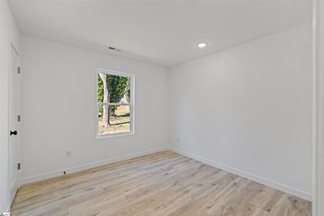 106 New Street, Gaffney, SC 29304