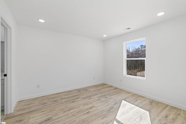 106 New Street, Gaffney, SC 29304