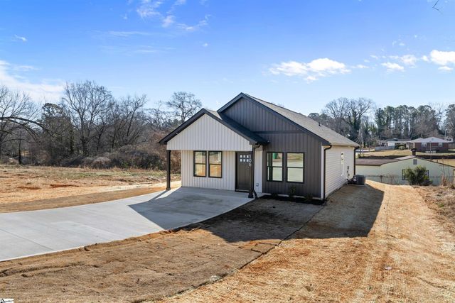 106 New Street, Gaffney, SC 29304