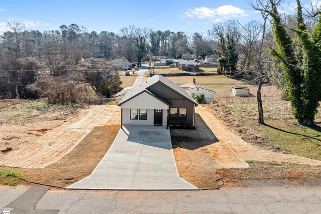 106 New Street, Gaffney, SC 29304