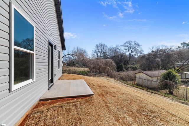 106 New Street, Gaffney, SC 29304