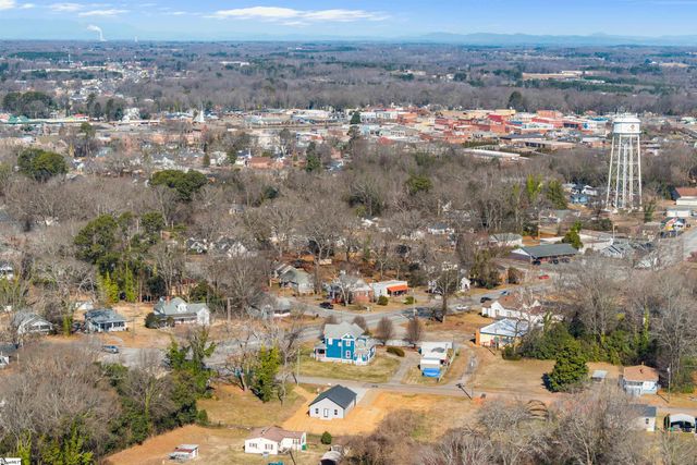 106 New Street, Gaffney, SC 29304