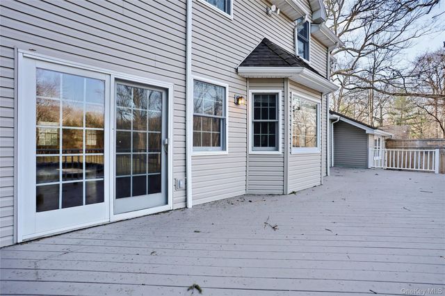 21 Mile Road, Suffern, NY 10901