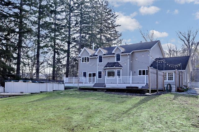 21 Mile Road, Suffern, NY 10901