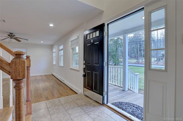 21 Mile Road, Suffern, NY 10901