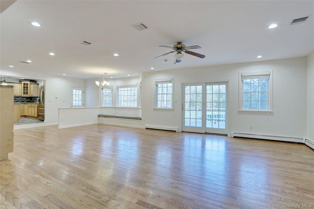 21 Mile Road, Suffern, NY 10901