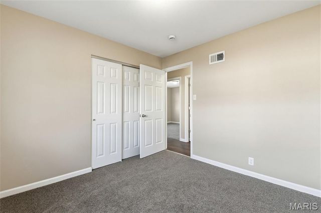 1068 Fernview Drive, St Louis, MO 63141