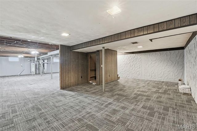 1068 Fernview Drive, St Louis, MO 63141